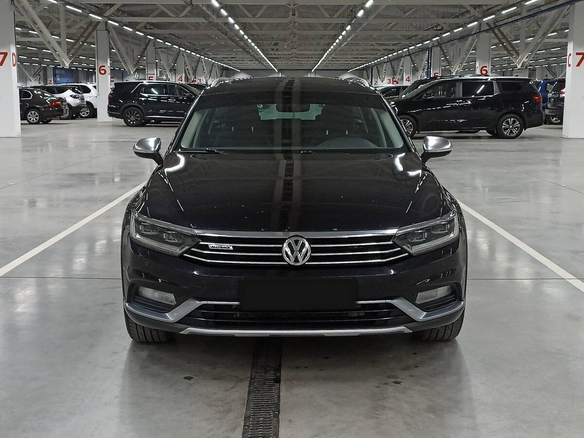Купить Volkswagen Passat, 2018, 130 479 км.. Фото: #1