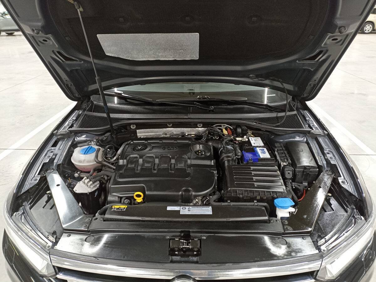 Купить Volkswagen Passat, 2018, 130 479 км.. Фото: #8