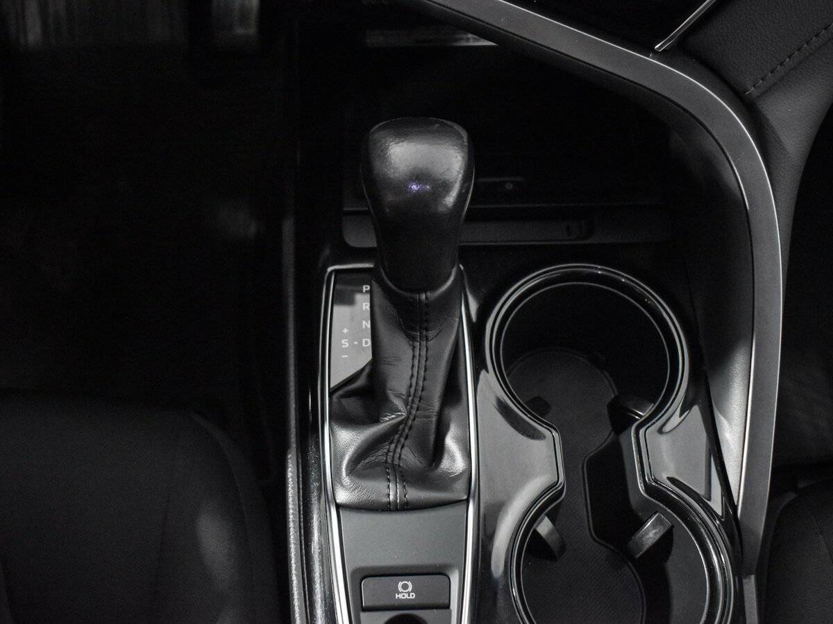 Купить Toyota Camry, 2019, 76 836 км.. Фото: #7