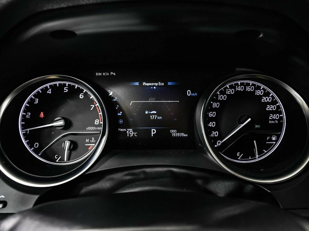 Купить Toyota Camry, 2019, 193 937 км.. Фото: #9