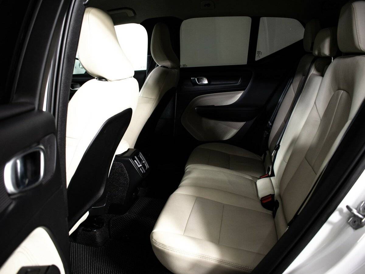 Купить Volvo XC40, 2020, 92 700 км.. Фото: #6
