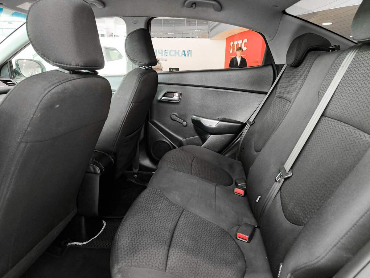 Купить Kia Rio, 2016, 113 001 км.. Фото: #11