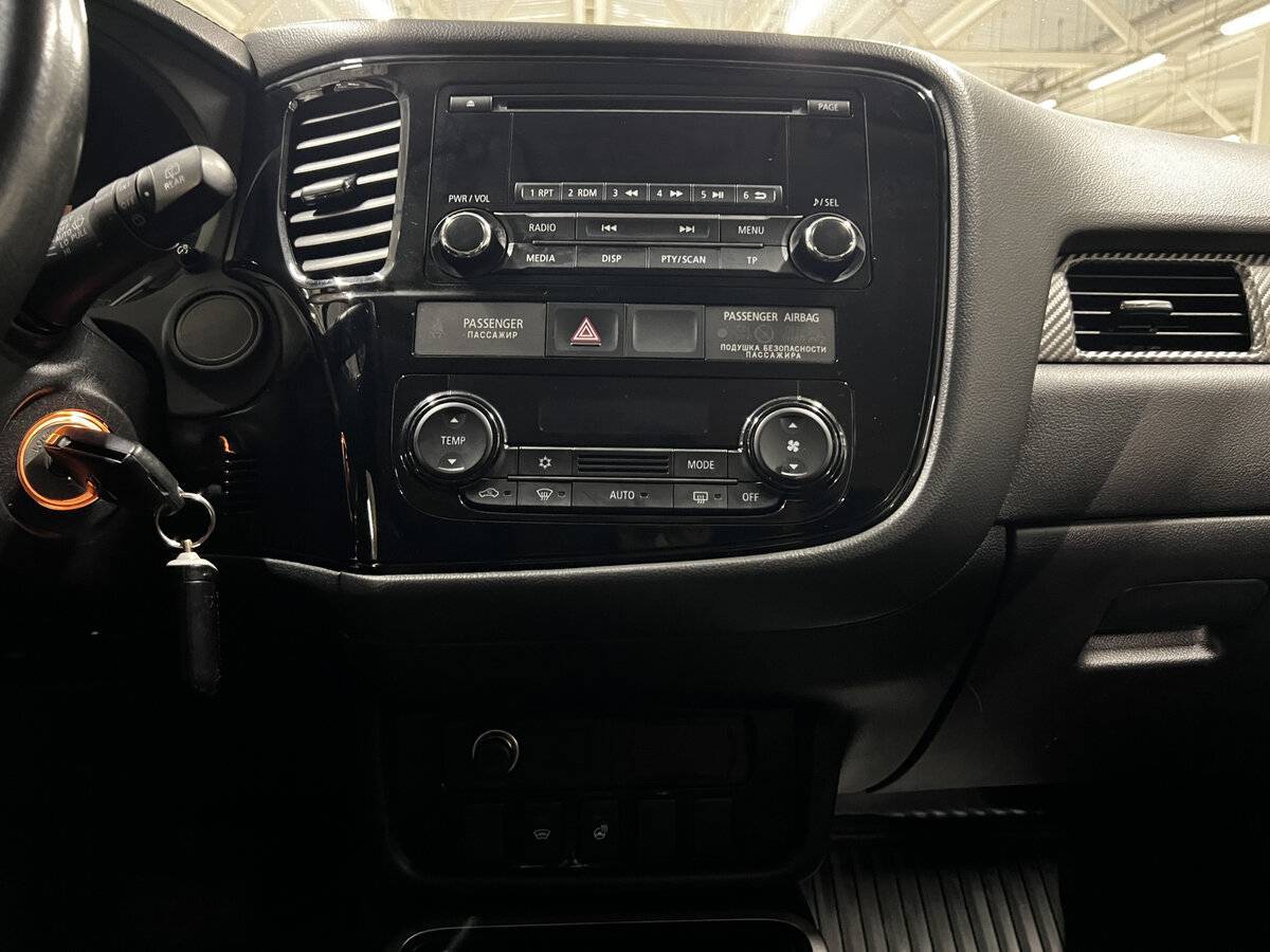 Купить Mitsubishi Outlander, 2017, 107 670 км.. Фото: #14