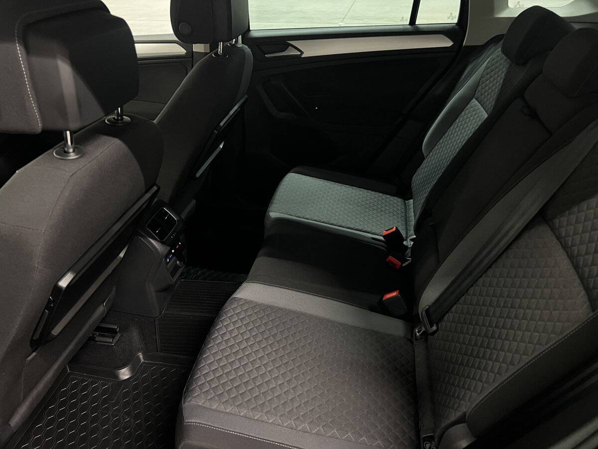 Купить Volkswagen Tiguan, 2017, 136 172 км.. Фото: #11