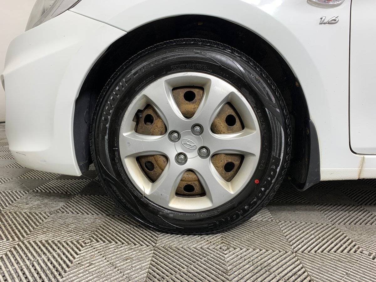 Купить Hyundai Solaris, 2013, 236 946 км.. Фото: #8