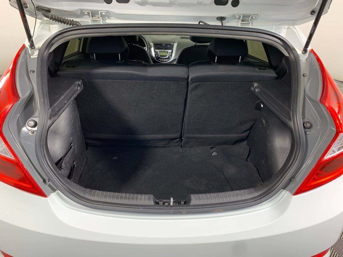 Купить Hyundai Solaris, 2013, 236 946 км.. Фото: #18