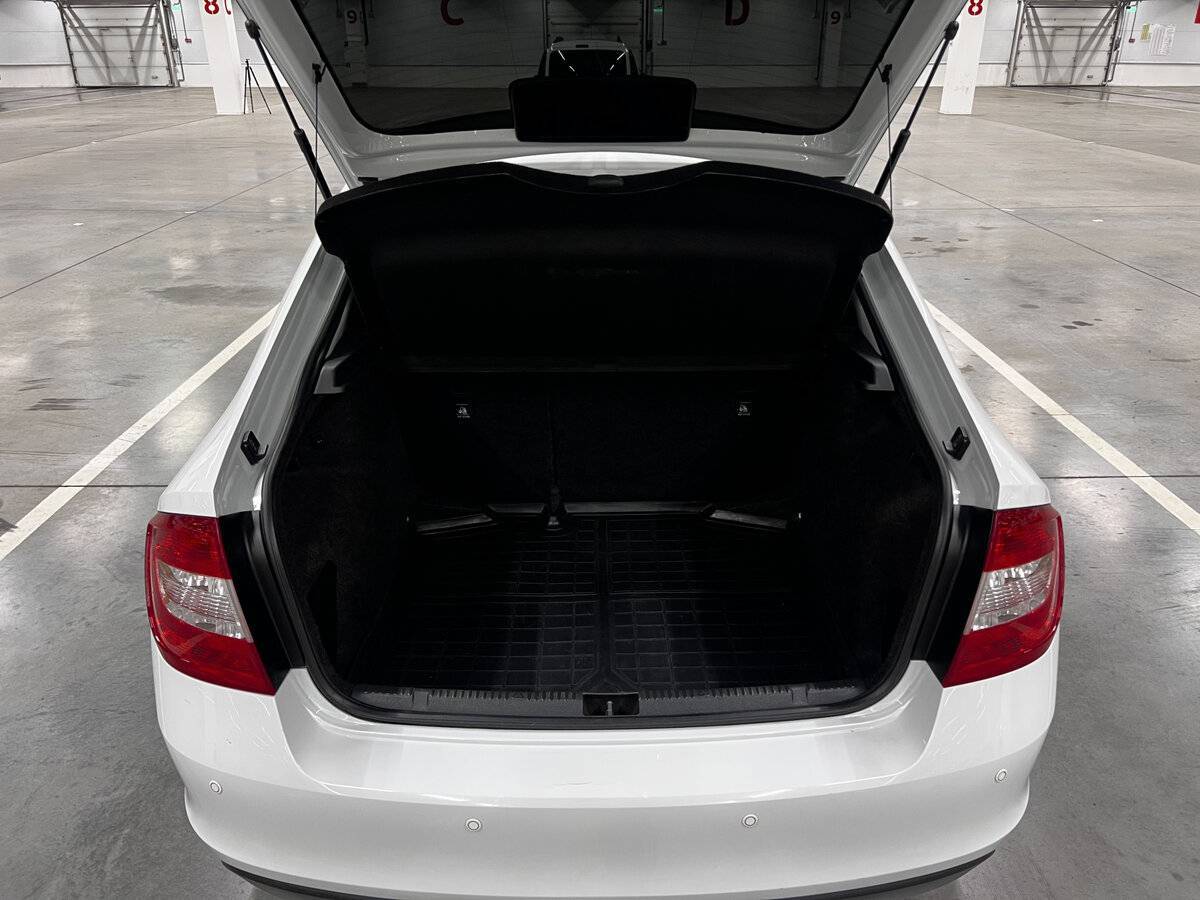 Купить Skoda Rapid, 2016, 140 891 км.. Фото: #9