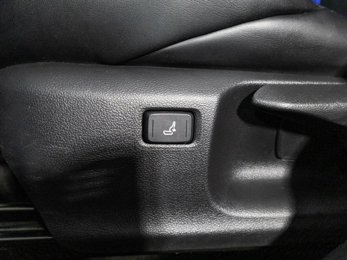 Купить Toyota C-HR, 2019, 78 486 км.. Фото: #17