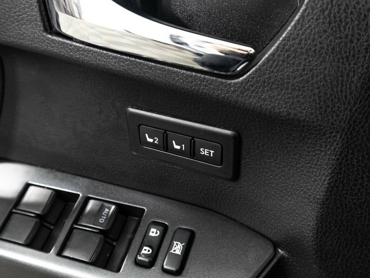 Купить Toyota RAV4, 2018, 104 503 км.. Фото: #17