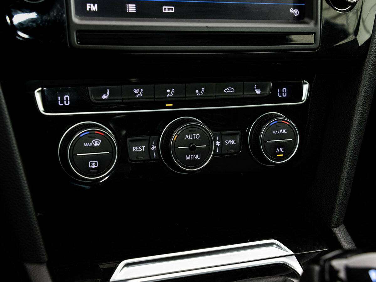 Купить Volkswagen Passat, 2016, 228 105 км.. Фото: #20