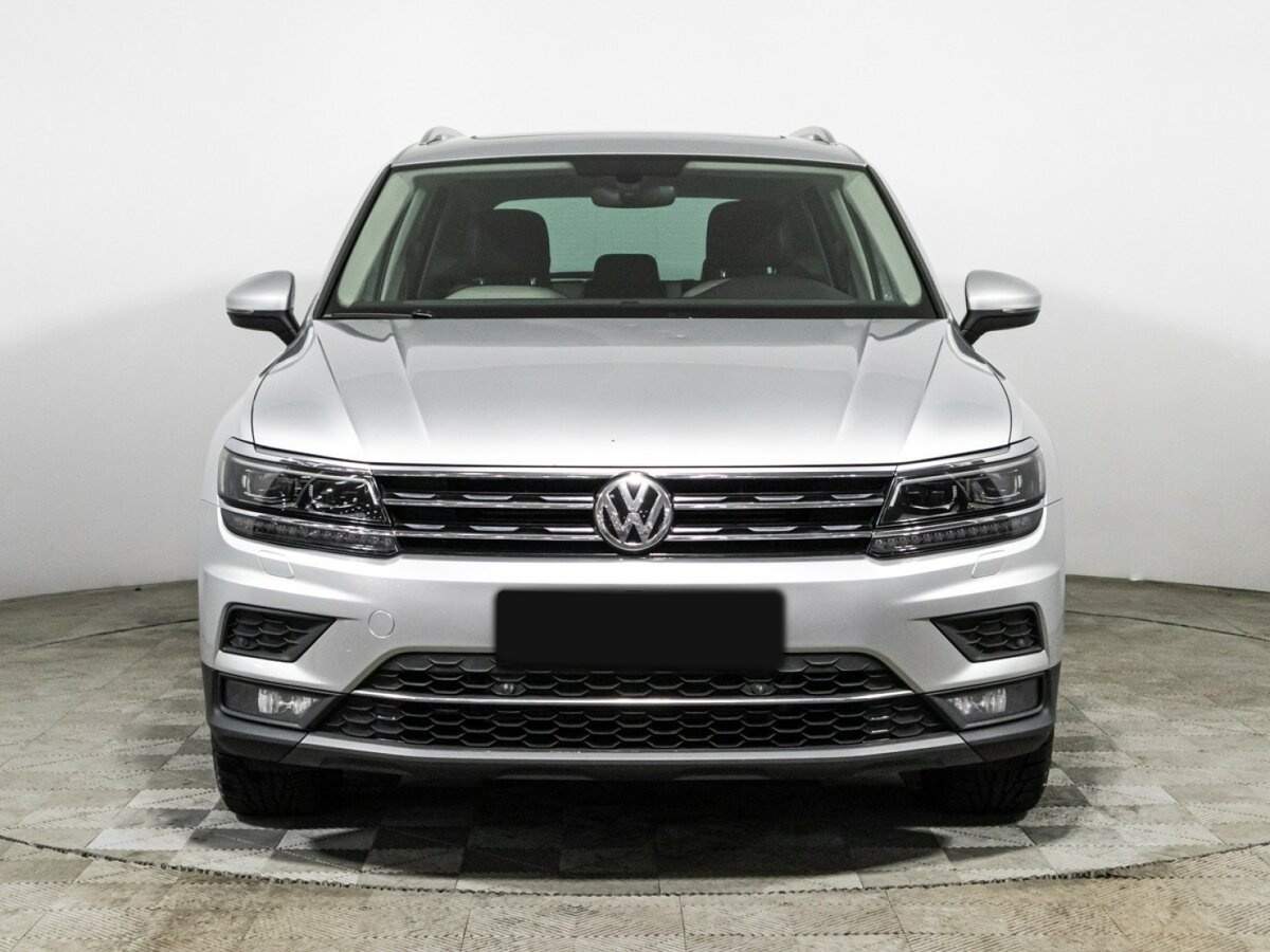 Купить Volkswagen Tiguan, 2018, 136 888 км.. Фото: #1
