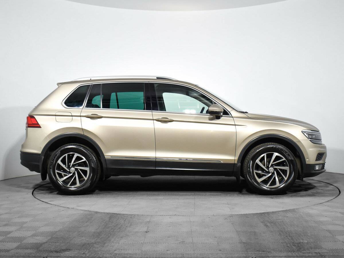 Купить Volkswagen Tiguan, 2018, 95 600 км.. Фото: #3