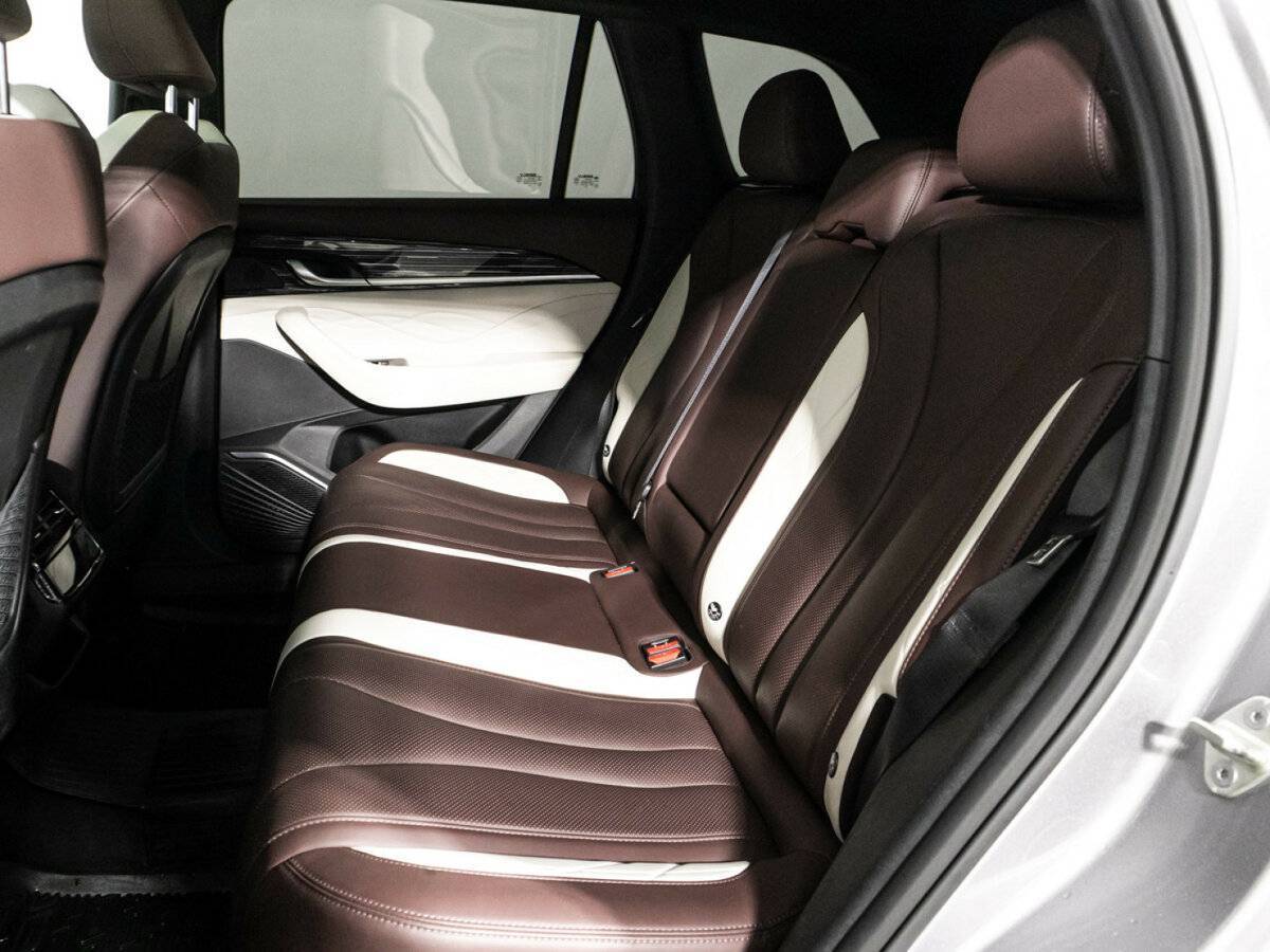 Купить Geely Monjaro, 2022, 78 555 км.. Фото: #9