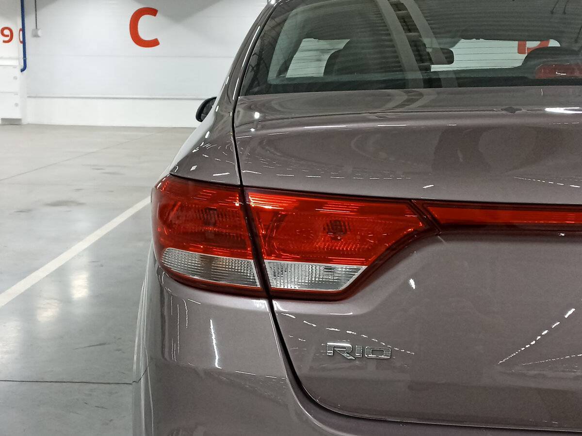 Купить Kia Rio, 2018, 146 477 км.. Фото: #8