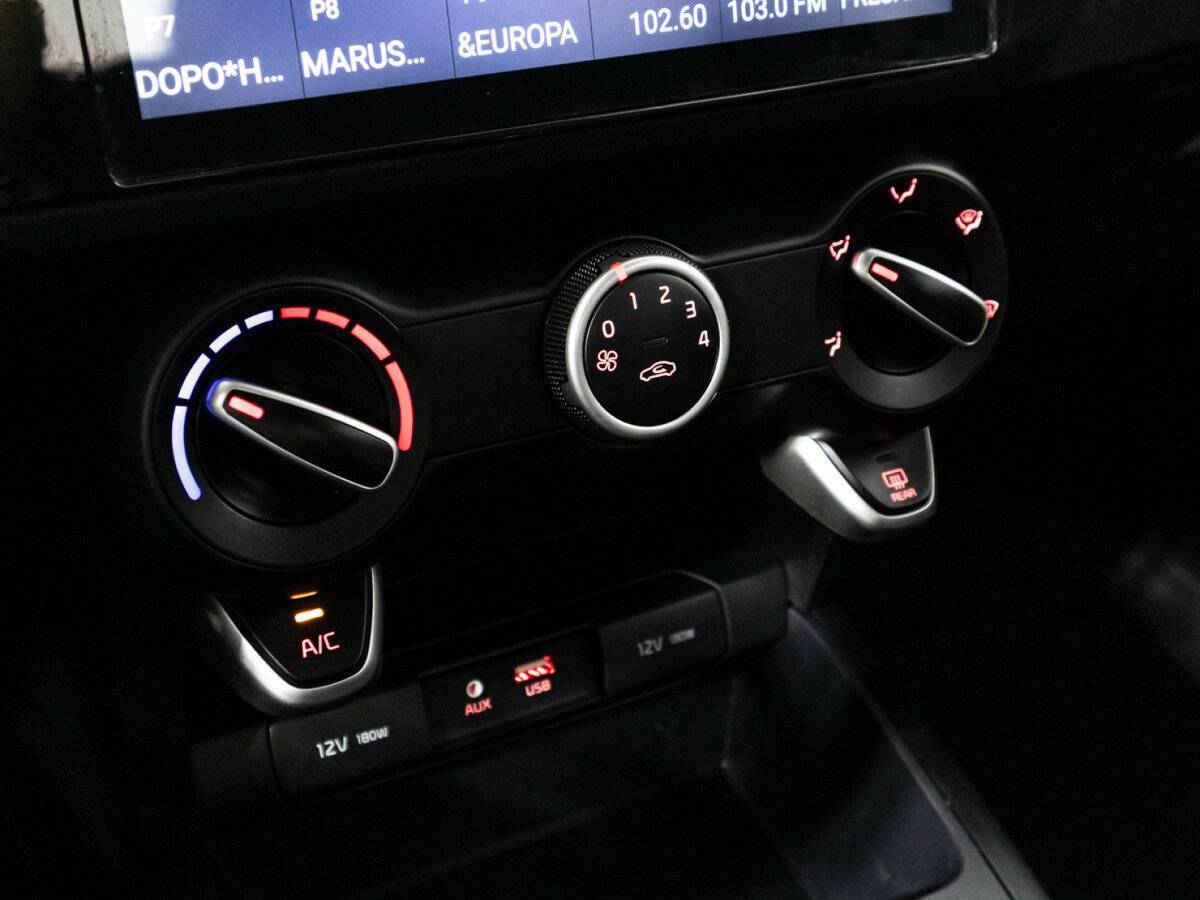 Купить Kia Rio, 2018, 65 331 км.. Фото: #17