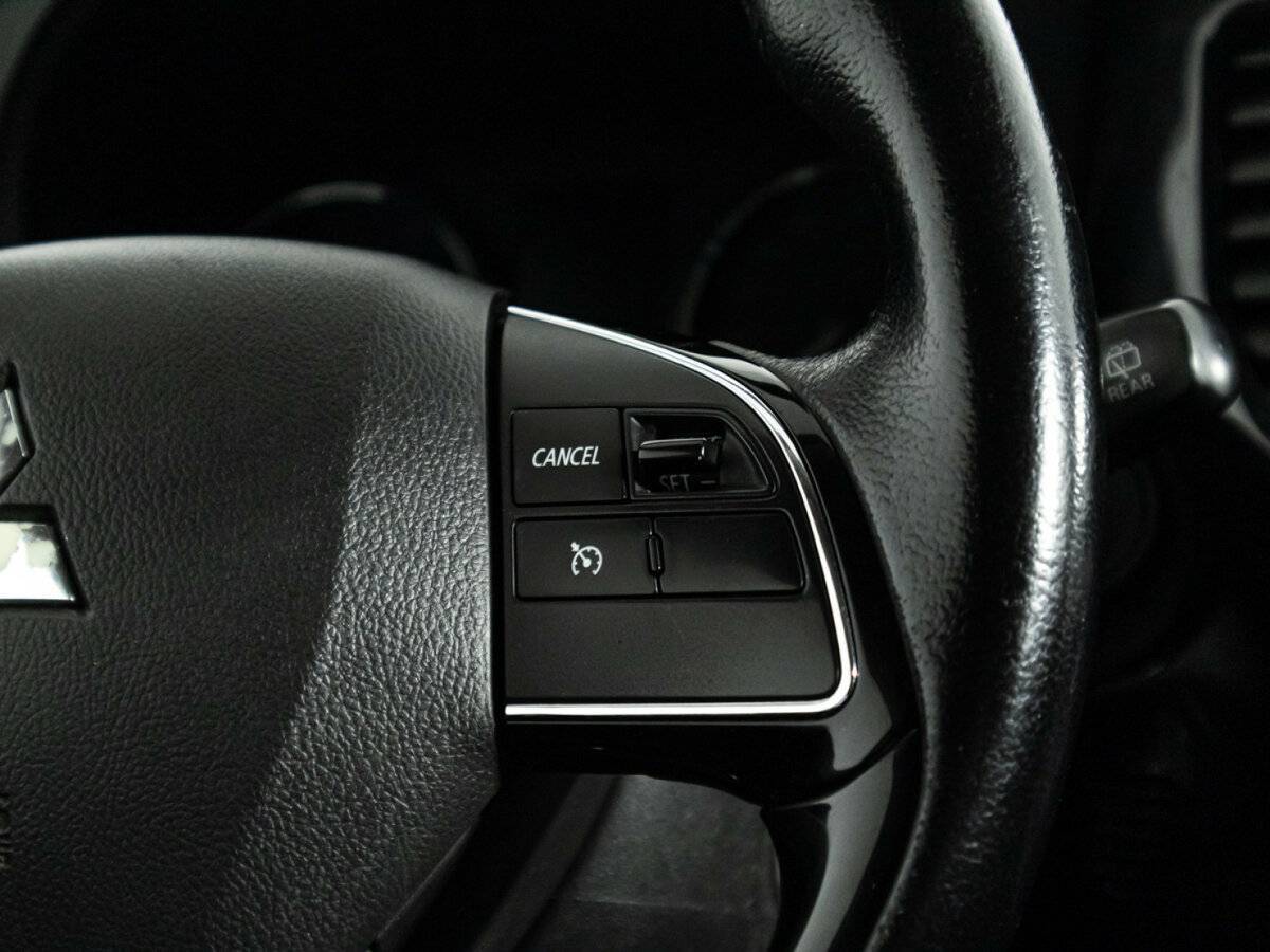 Купить Mitsubishi Outlander, 2016, 225 958 км.. Фото: #16