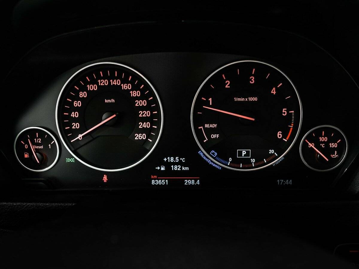 Купить BMW 3 серии, 2016, 83 613 км.. Фото: #9