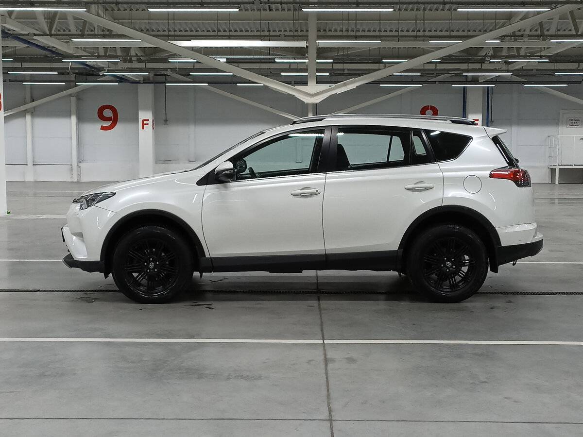 Купить Toyota RAV4, 2017, 209 526 км.. Фото: #7