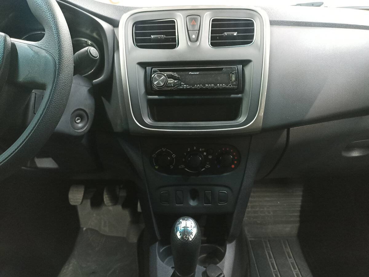 Купить Renault Logan, 2017, 161 892 км.. Фото: #14