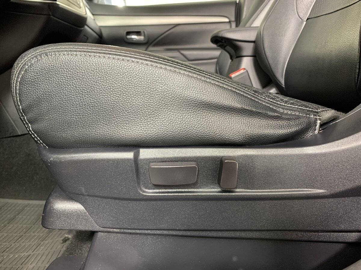 Купить Mitsubishi Outlander, 2013, 157 272 км.. Фото: #15