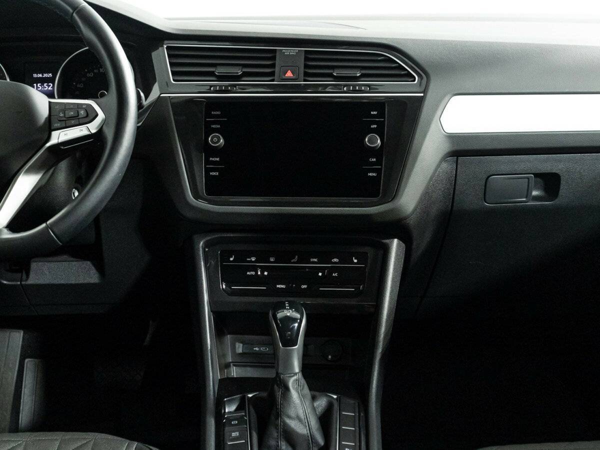 Купить Volkswagen Tiguan, 2021, 32 792 км.. Фото: #13