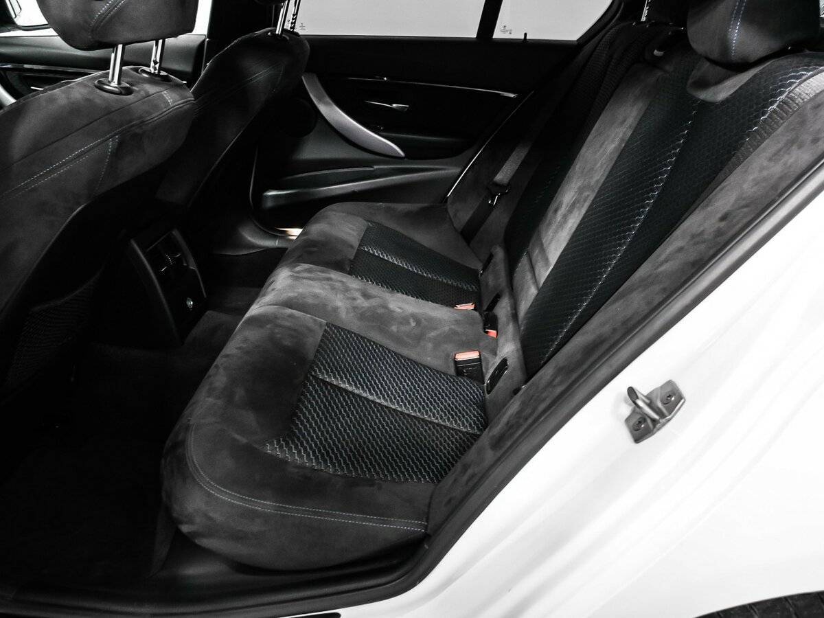 Купить BMW 3 серии, 2016, 122 000 км.. Фото: #13