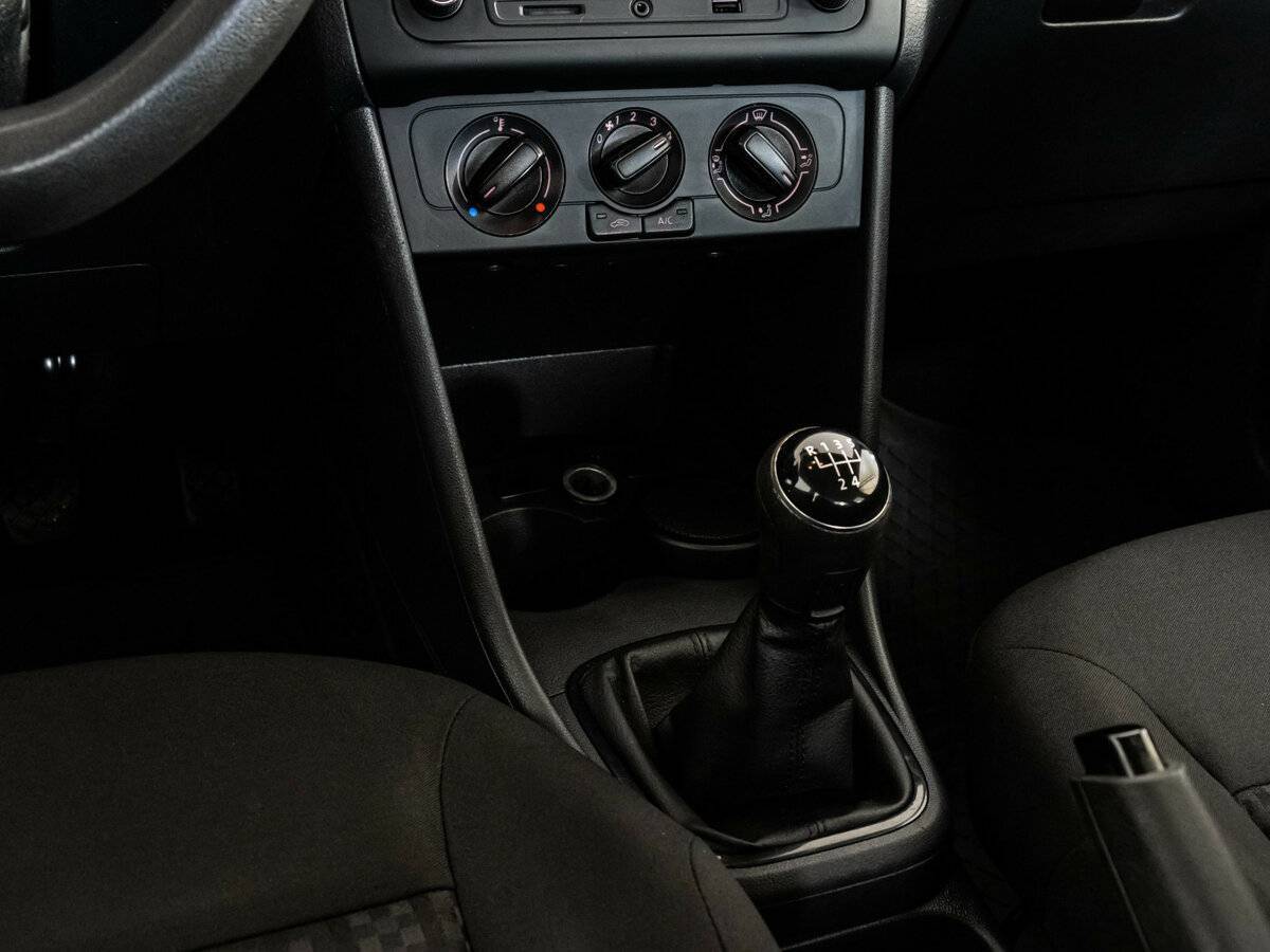 Купить Volkswagen Polo, 2017, 185 342 км.. Фото: #11