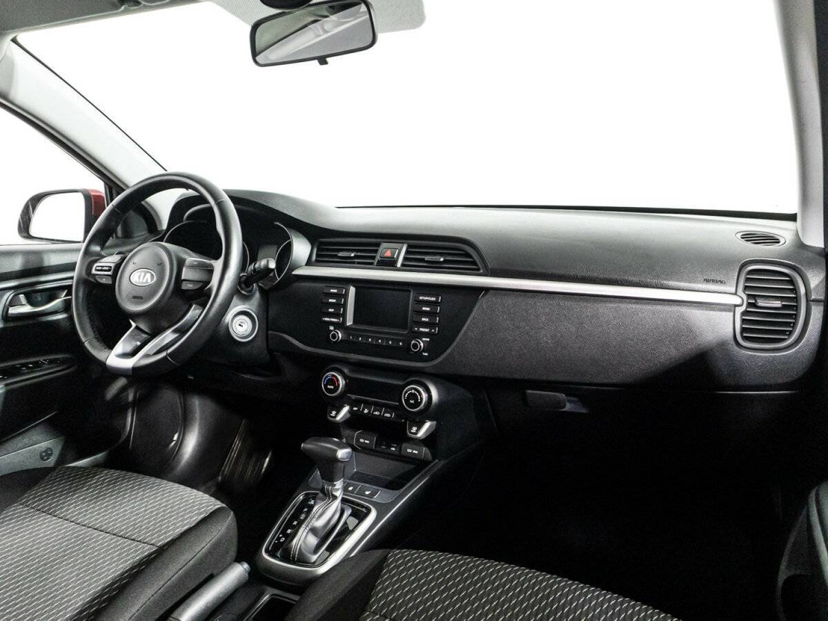 Купить Kia Rio, 2018, 61 801 км.. Фото: #8
