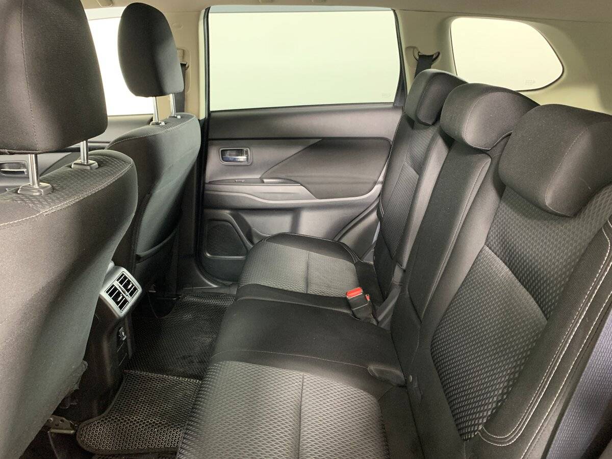 Купить Mitsubishi Outlander, 2019, 126 860 км.. Фото: #17