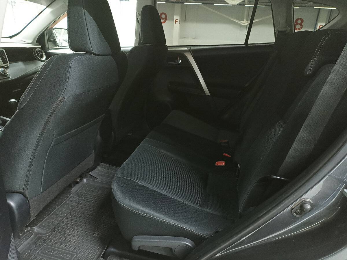 Купить Toyota RAV4, 2013, 192 985 км.. Фото: #11