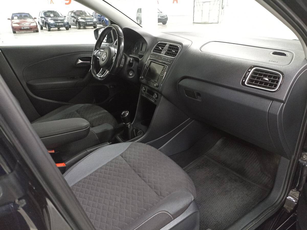 Купить Volkswagen Polo, 2018, 64 323 км.. Фото: #10