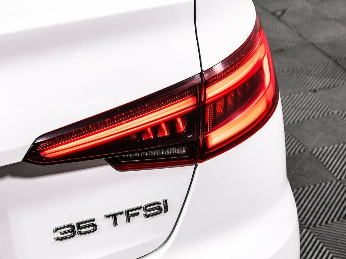 Купить Audi A4, 2018, 105 240 км.. Фото: #14