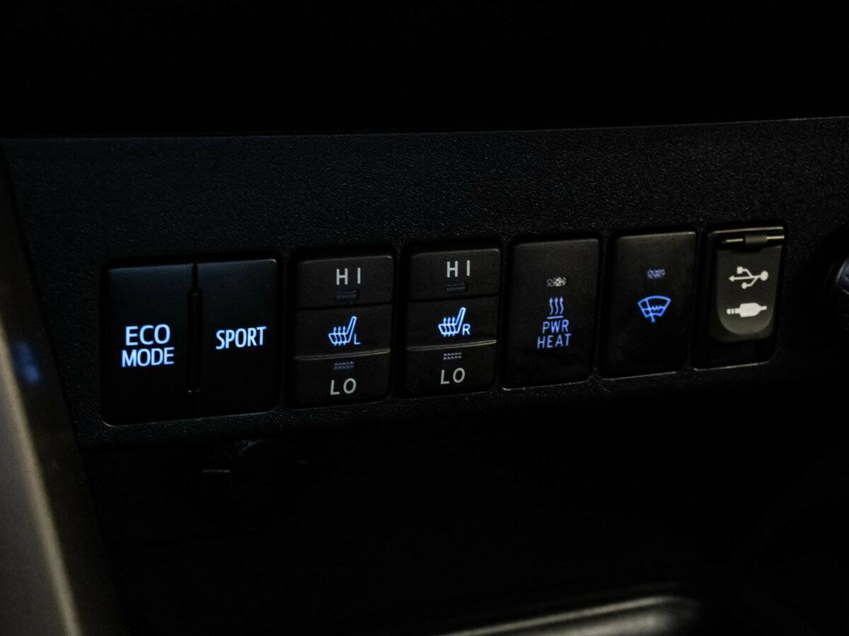 Купить Toyota RAV4, 2015, 165 877 км.. Фото: #13