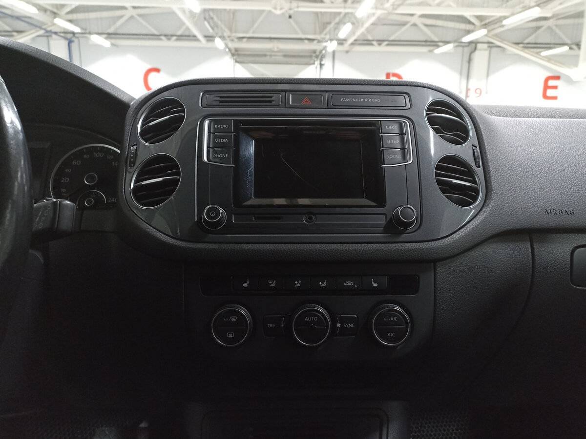 Купить Volkswagen Tiguan, 2016, 190 786 км.. Фото: #14