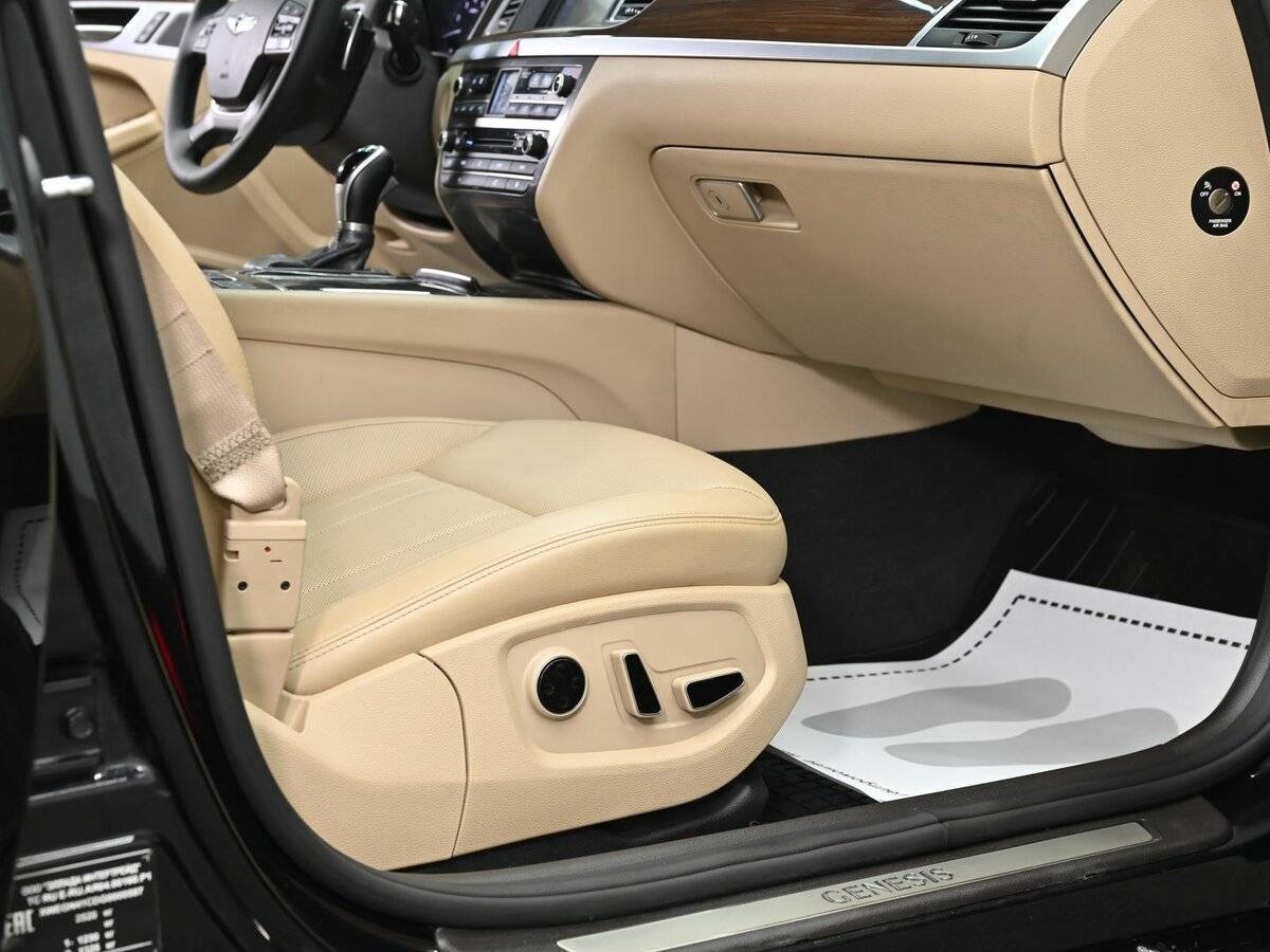 Купить Hyundai Genesis, 2016, 142 000 км.. Фото: #13