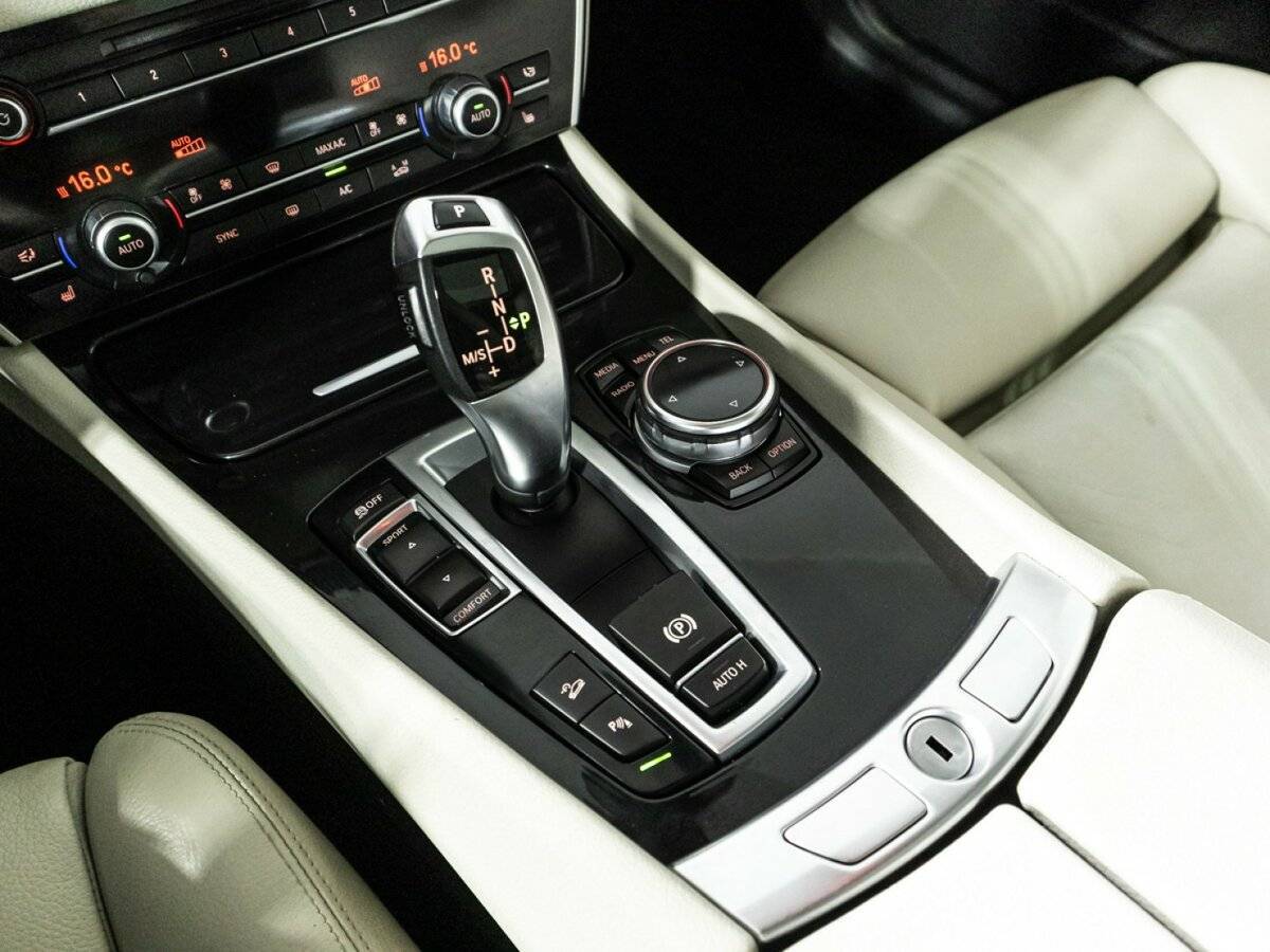Купить BMW 5 серии, 2014, 231 765 км.. Фото: #21