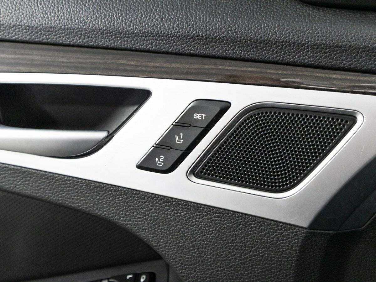 Купить Hyundai Genesis, 2015, 226 614 км.. Фото: #14