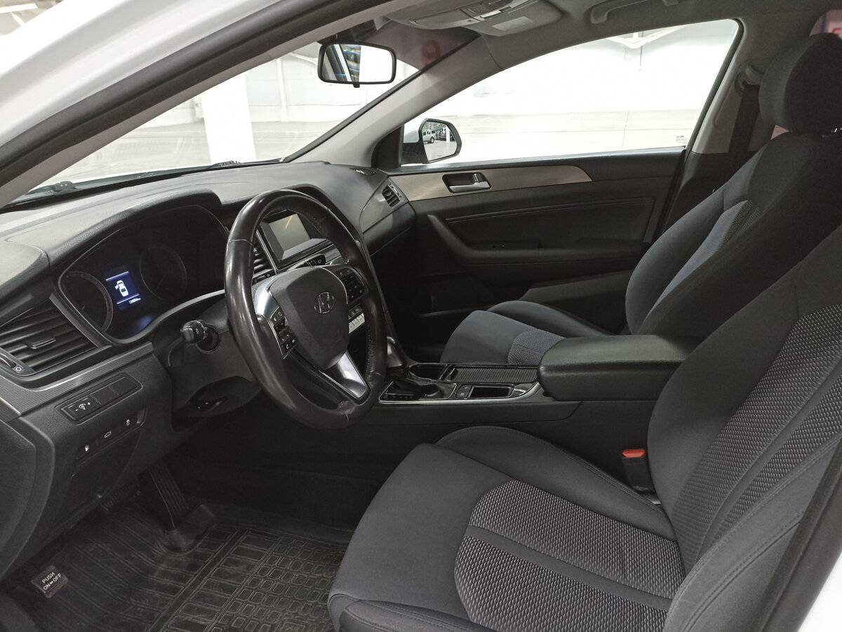 Купить Hyundai Sonata, 2017, 120 558 км.. Фото: #15