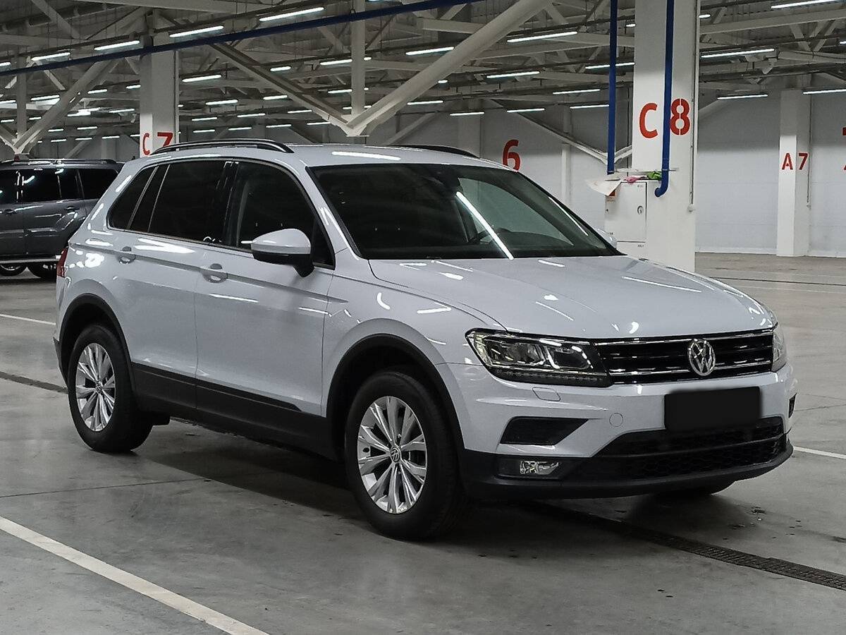 Купить Volkswagen Tiguan, 2019, 98 880 км.. Фото: #2