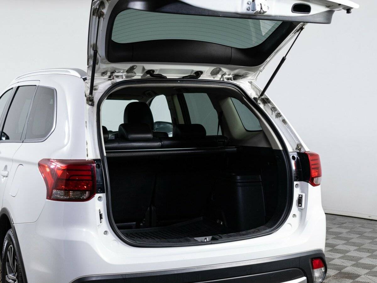 Купить Mitsubishi Outlander, 2016, 178 926 км.. Фото: #8