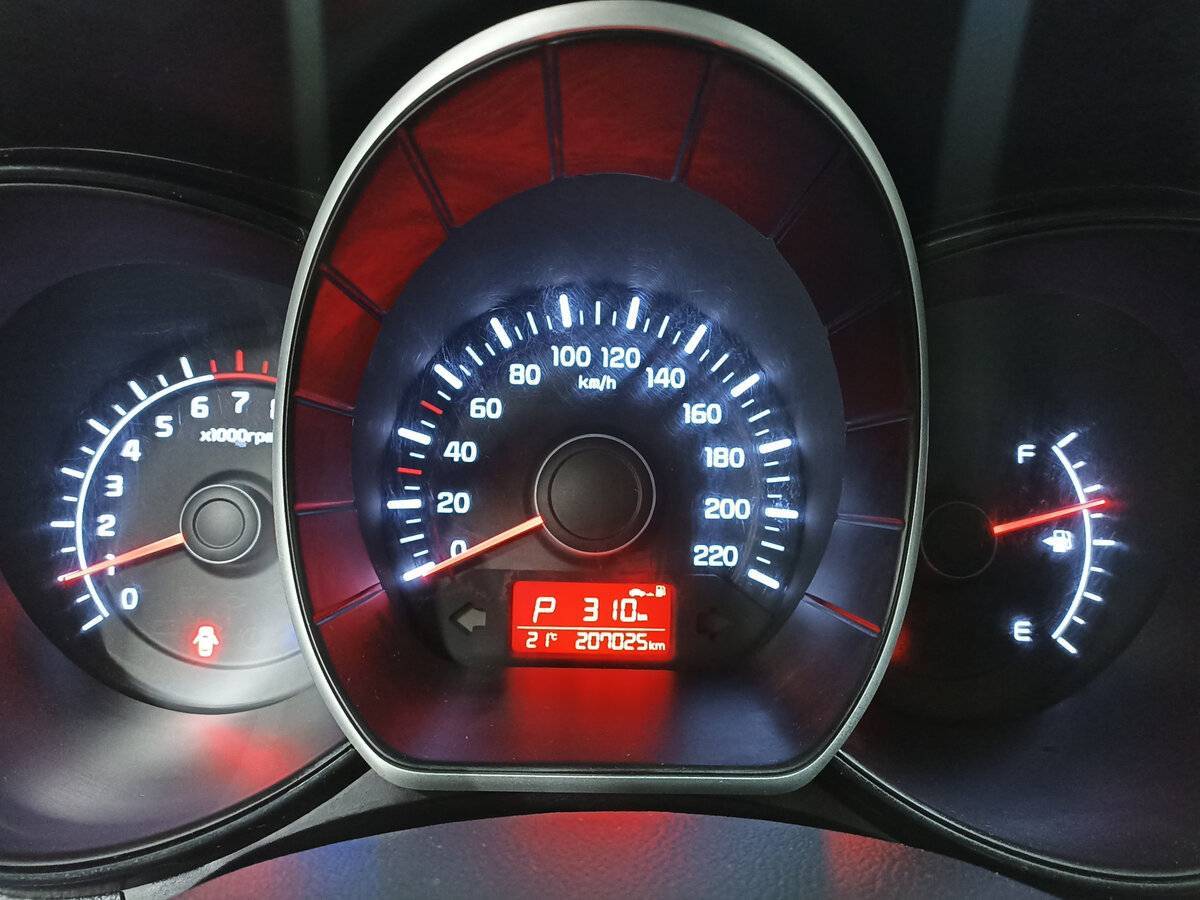 Купить Kia Rio, 2016, 207 009 км.. Фото: #12