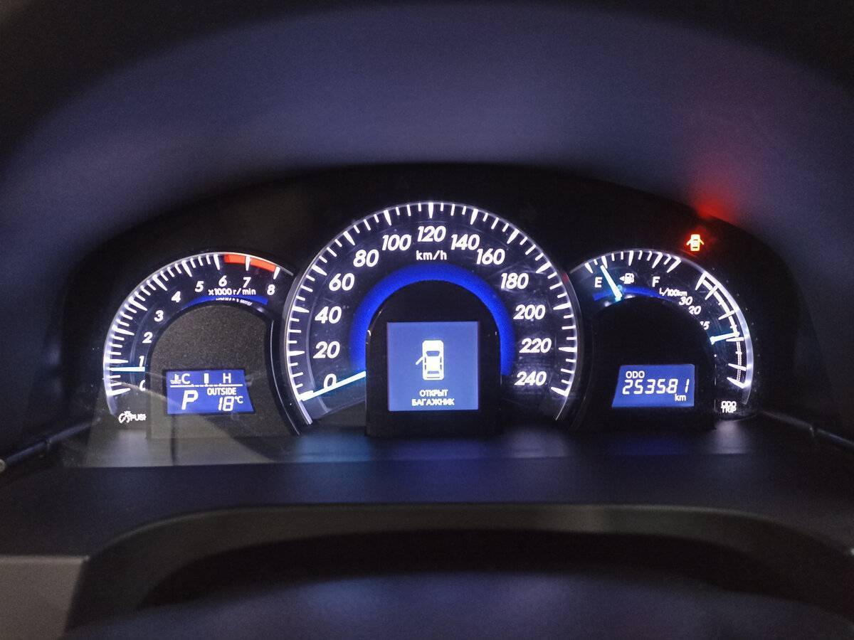 Купить Toyota Camry, 2014, 253 582 км.. Фото: #12