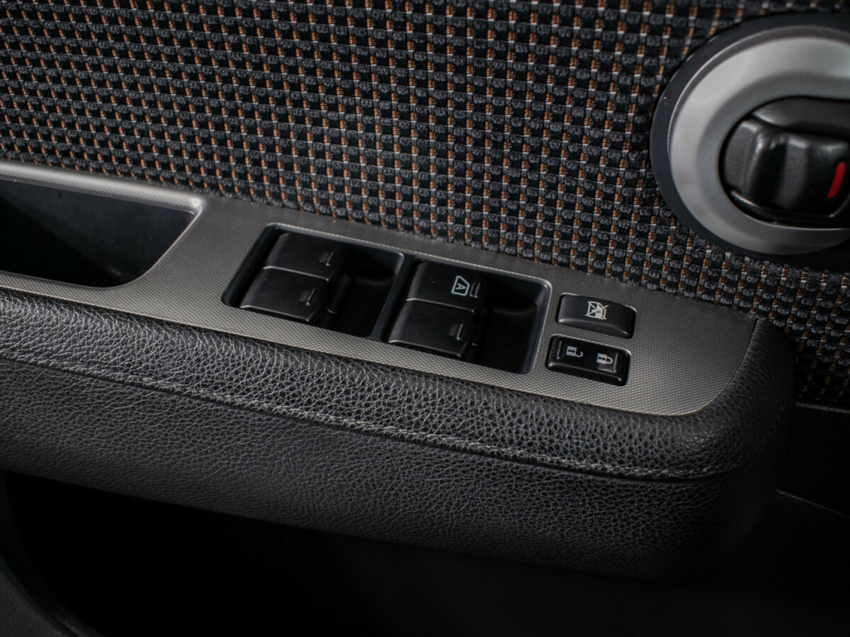 Купить Nissan Tiida, 2013, 121 100 км.. Фото: #13