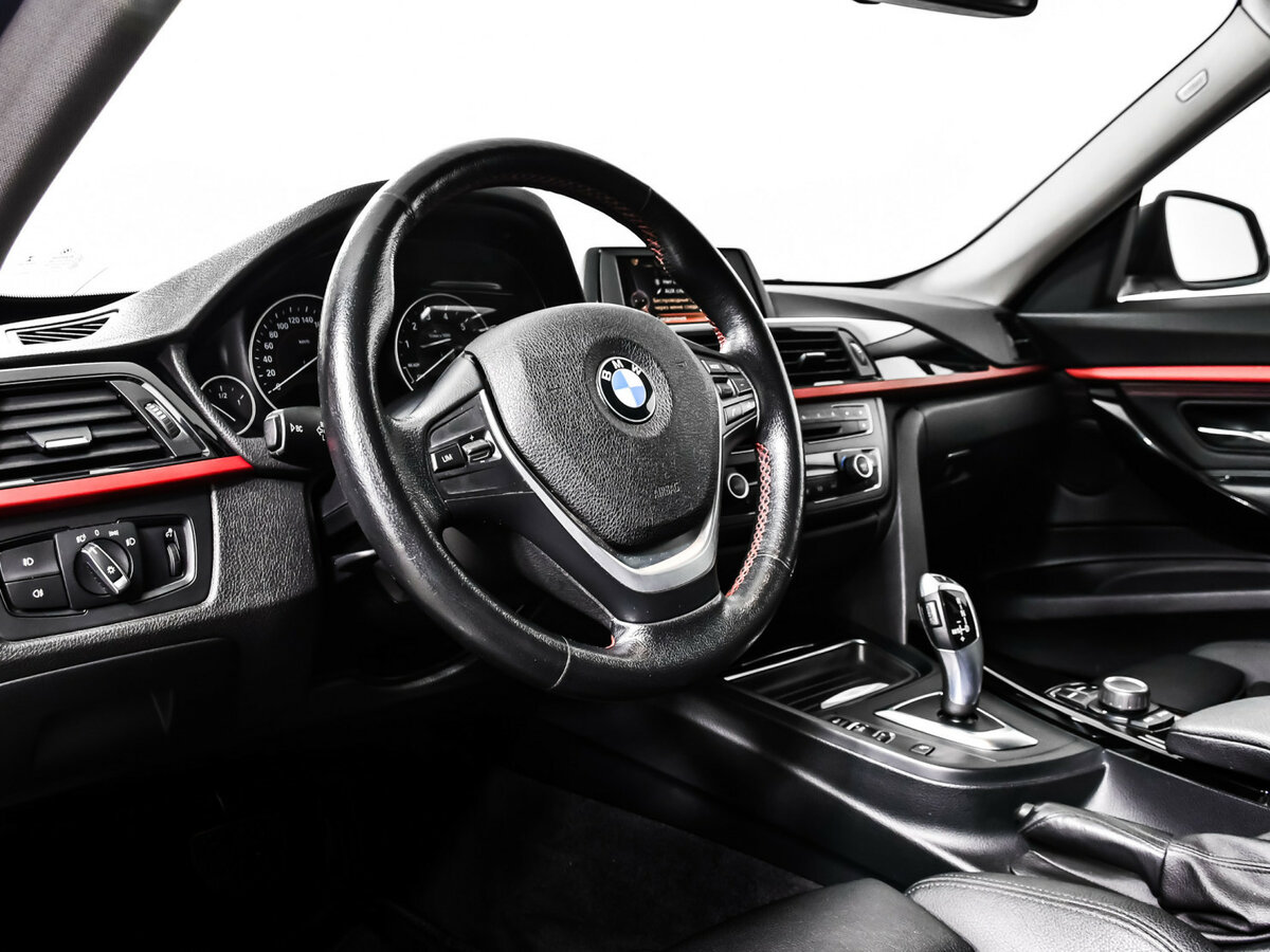 Купить BMW 3 серии, 2015, 111 377 км.. Фото: #12