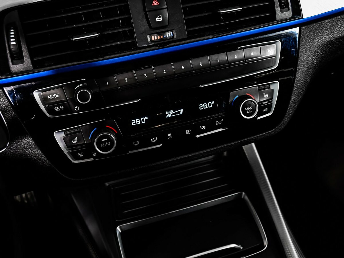 Купить BMW 1 серии, 2019, 129 500 км.. Фото: #15