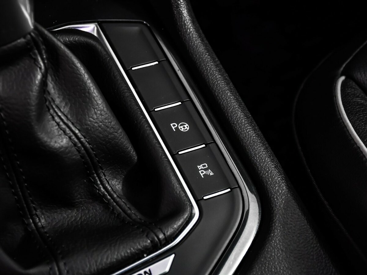 Купить Volkswagen Tiguan, 2020, 88 900 км.. Фото: #17