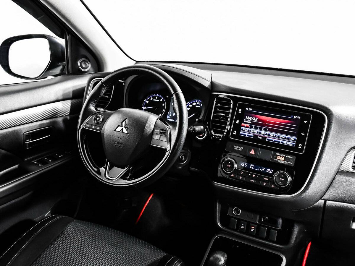 Купить Mitsubishi Outlander, 2018, 108 365 км.. Фото: #6