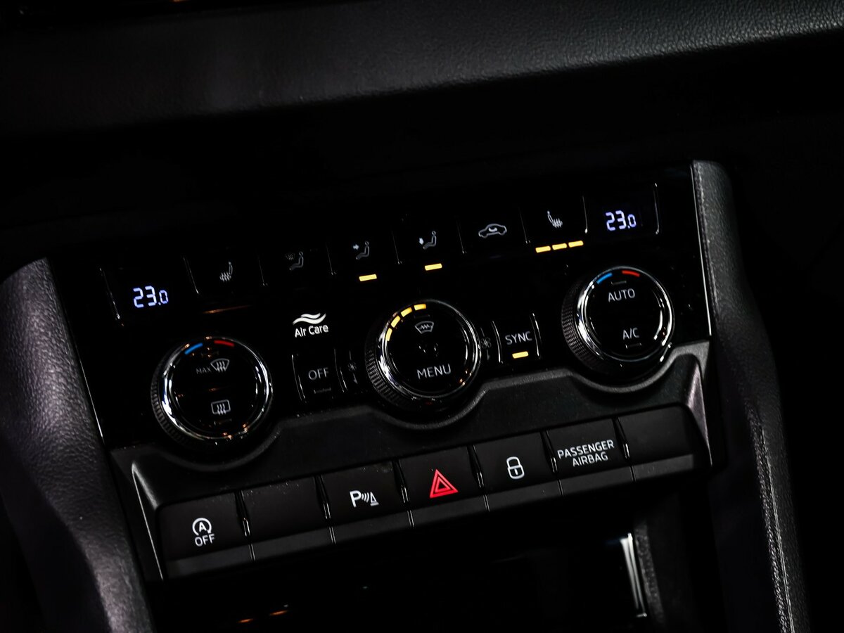 Купить Skoda Karoq, 2020, 47 219 км.. Фото: #14