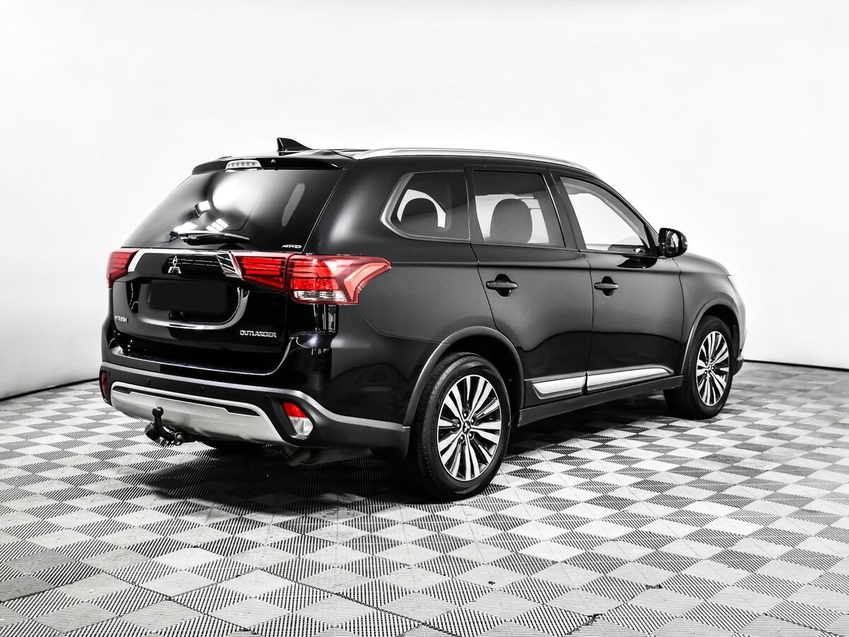 Купить Mitsubishi Outlander, 2018, 139 359 км.. Фото: #3
