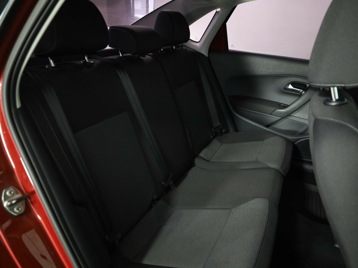 Купить Volkswagen Polo, 2015, 77 488 км.. Фото: #19